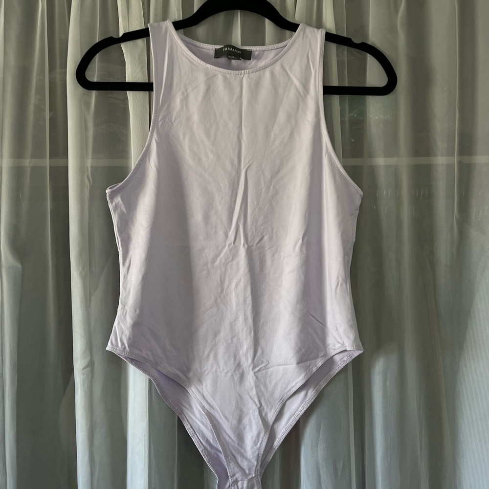 Sleeves bodysuit